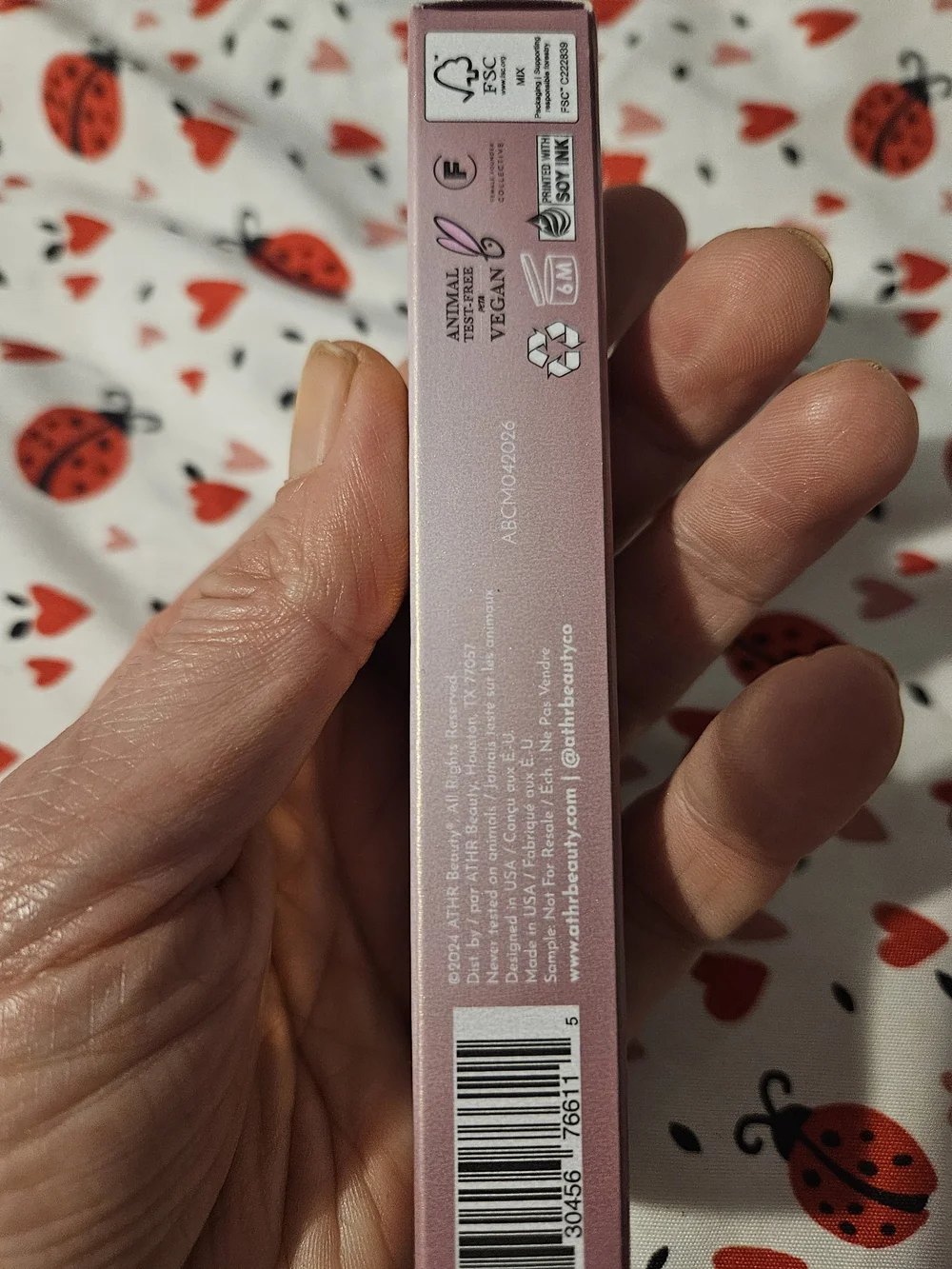 athr beauty lightweight mascara